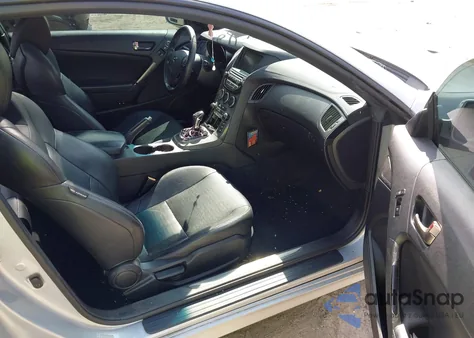 2015 Hyundai Genesis 3.8 Ultimate from USA, damaged, VIN KMHHU6KJ2FU128205